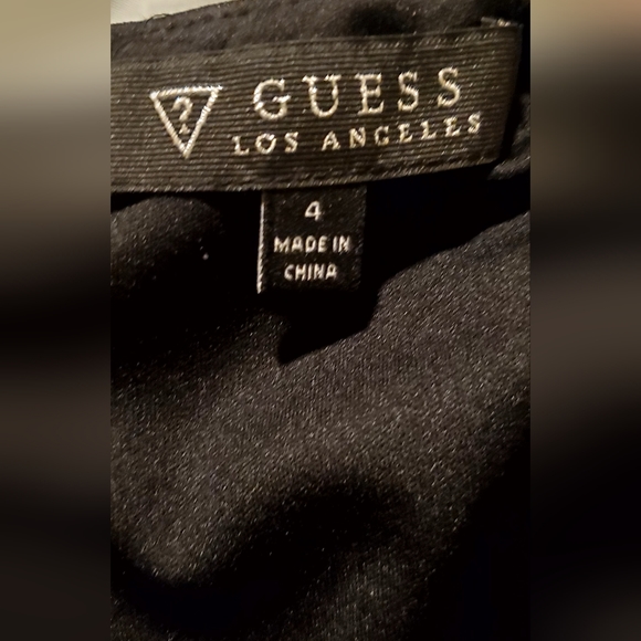Ladies Guess dress - Picture 4 of 4